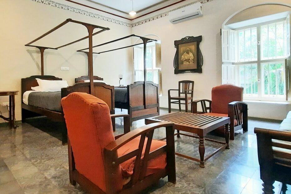 art deco furniture in the heritage suite at saratha vilas chettinad