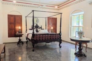 Boutique hotel room in Chettinad mansion