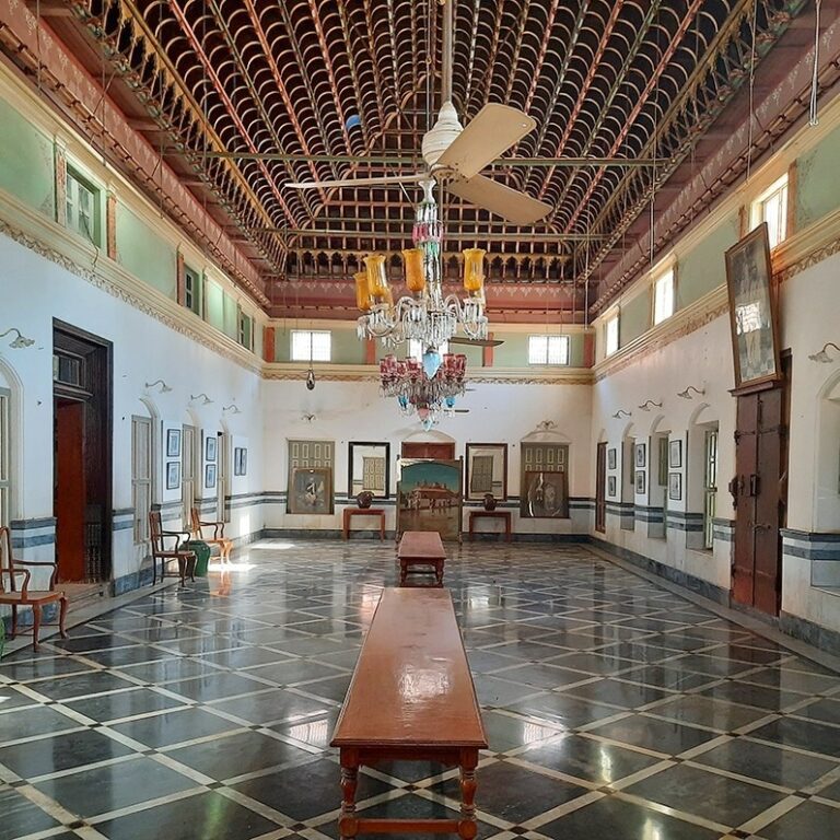 Magnificent luxury marriage hall converted in exhibition and performance hall